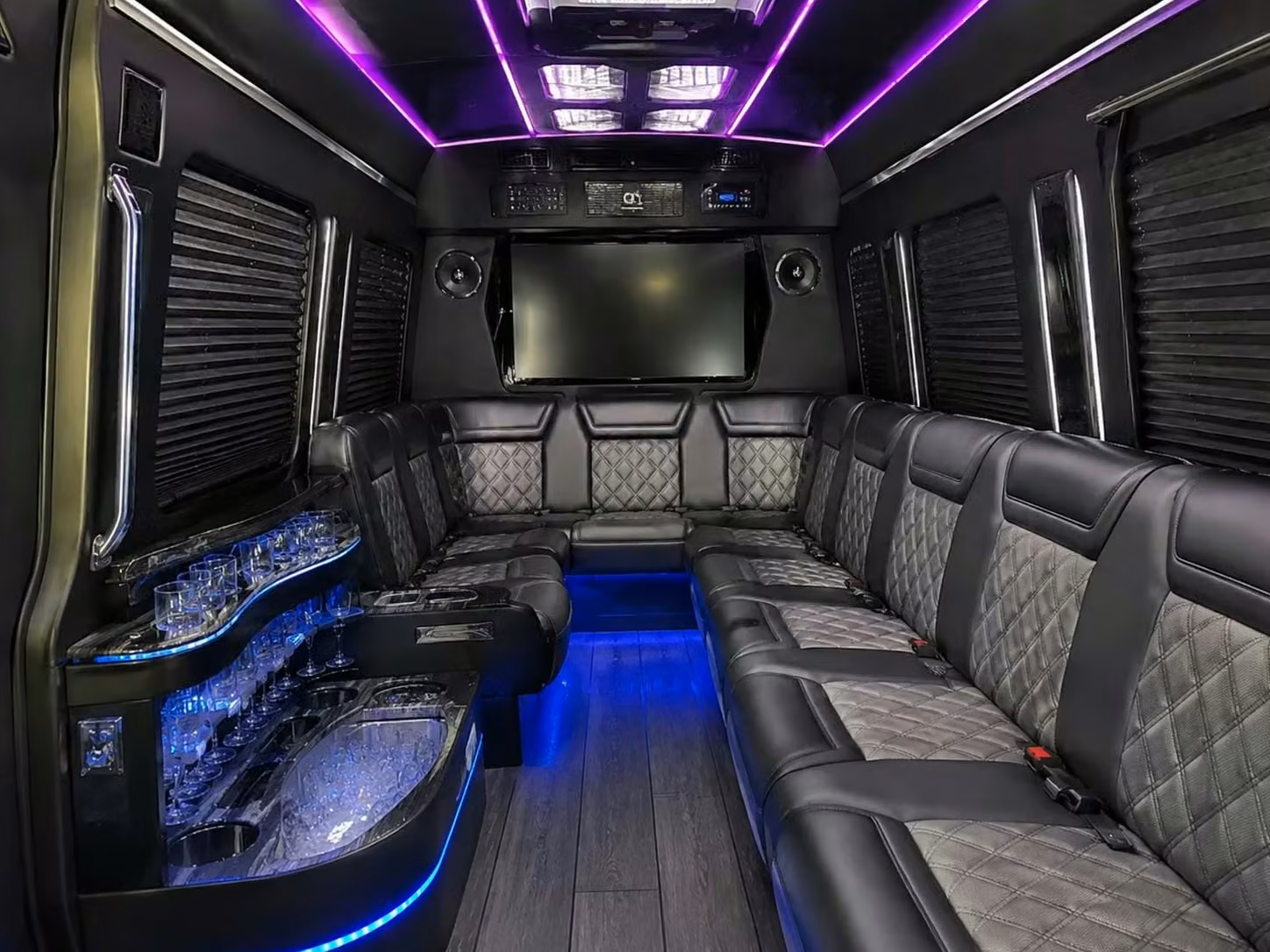 naugatuck 12 to 50 passenger party buses and sprinter limos for naugatuck weddings