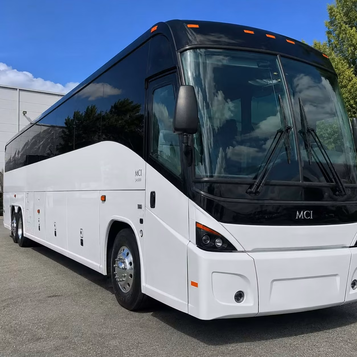 naugatuck 24 7 rapid response bus rentals for last minute naugatuck deployments