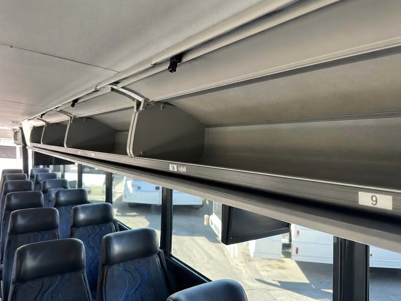 naugatuck 28 passenger minibus overhead storage