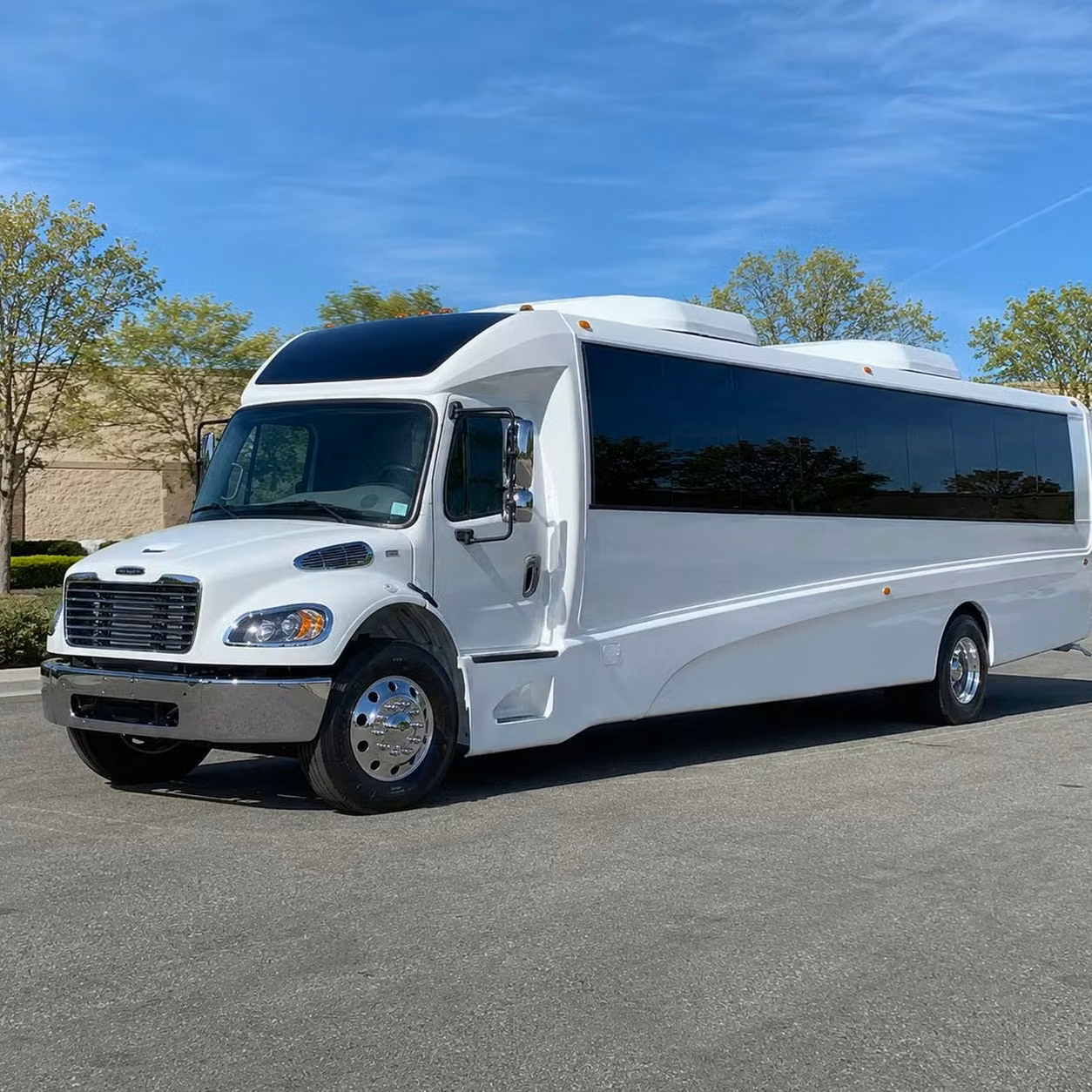 naugatuck 28 passenger minibus rental