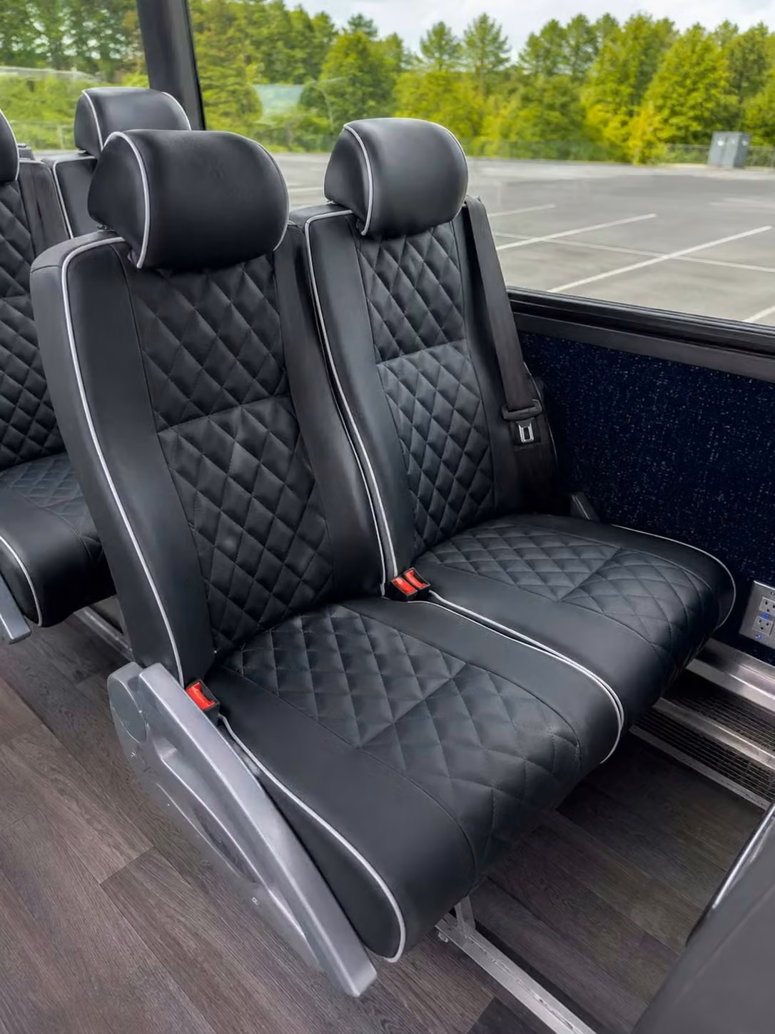 naugatuck charter bus reclining seats